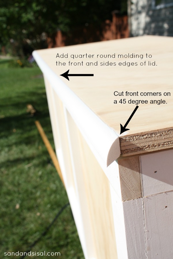 DIY Outdoor Storage Box / Bench - Sand and Sisal