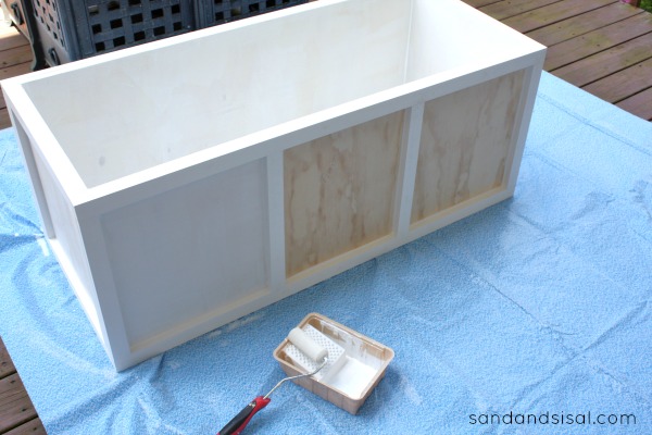 DIY Outdoor Storage Box / Bench - Sand and Sisal