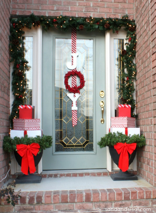 Christmas Home Tour - Sand and Sisal