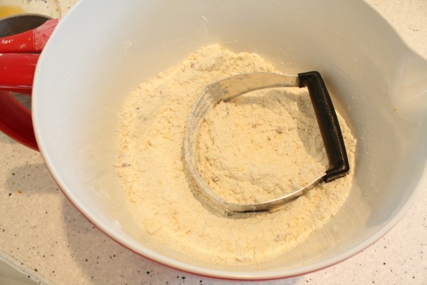 Cutting butter into flour