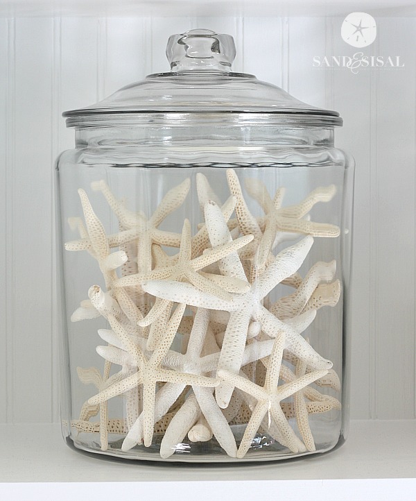 Starfish in Jars - Decorating Built-ins