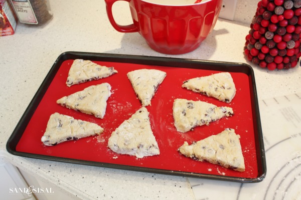 baking cranberry orange scones