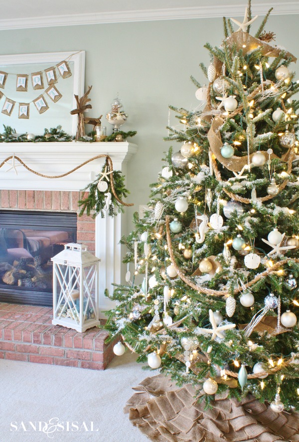 Coastal Christmas Home Tour -part 1 - Sand and Sisal