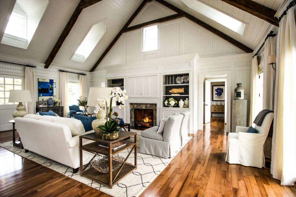 HGTV Coastal Dream Home 2015 - Family Room