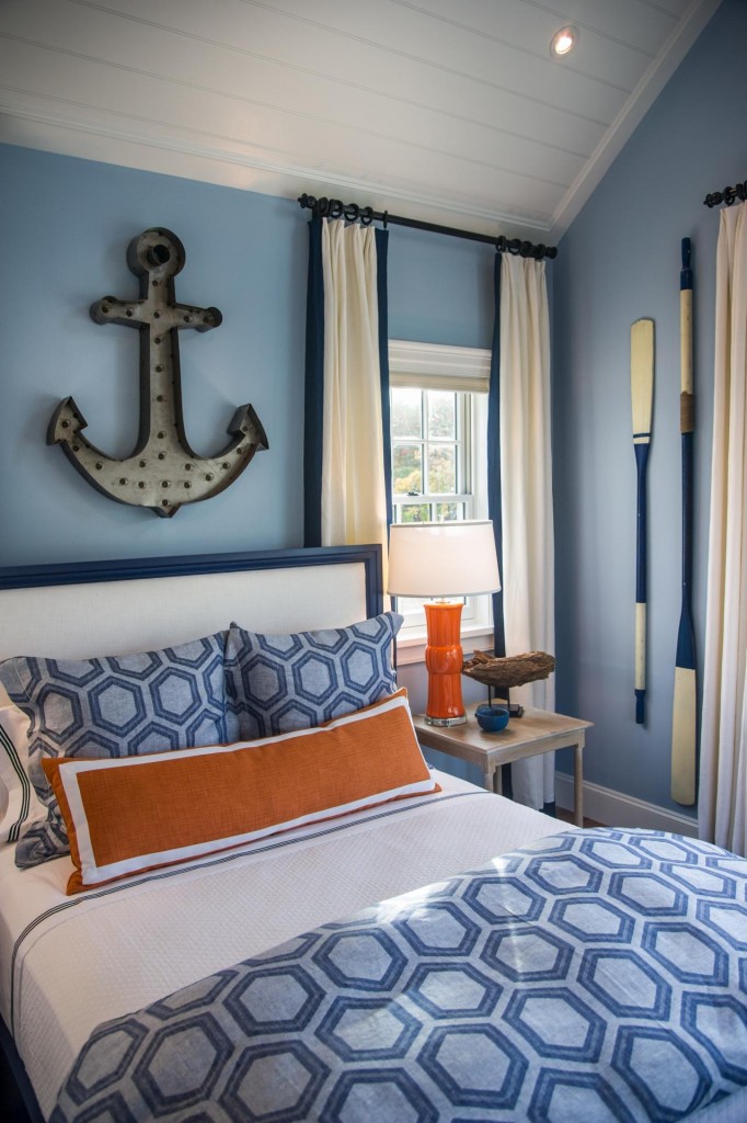 HGTV Coastal Dream Home 2015 - Nautical Guest Room