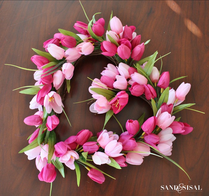 Tulip Heart Wreath for Front Door Valentine's Day Decor -  in