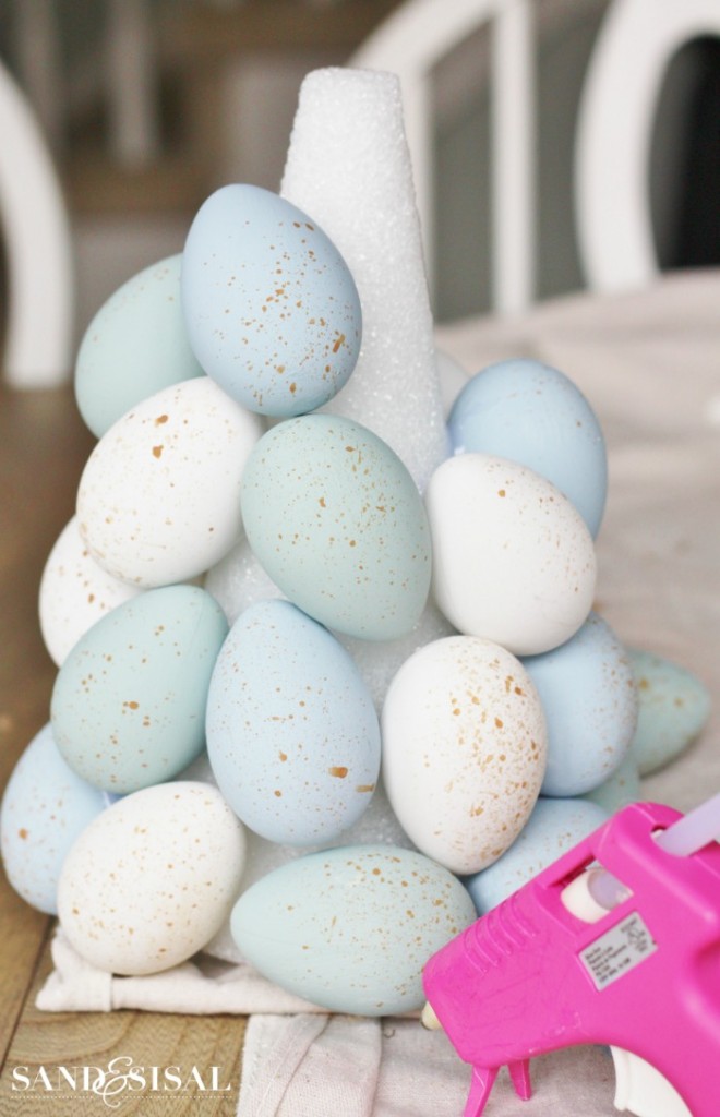 Easter Egg Topiary Tree - Sand and Sisal