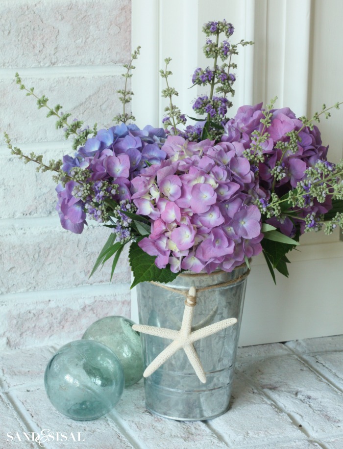 Image of Hi River Blue Hydrangea in a vase