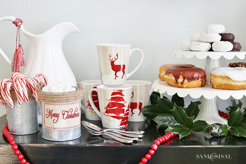 Christmas Hot Chocolate + Donunt Station