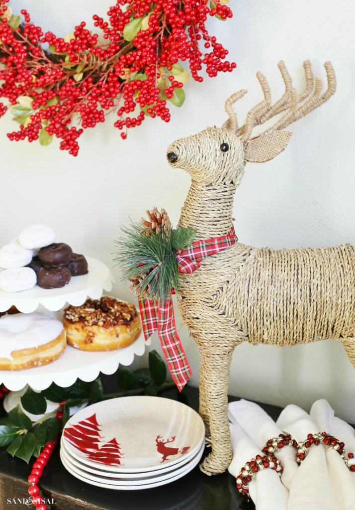 Holiday Decorating - Reindeer