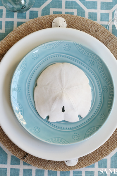 Coastal Tablescape with Sand Dollar and Burlap Chargers - Full tutorial at c4a.bc9.myftpupload.com