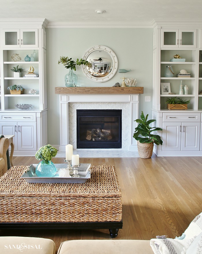 Coastal Familyroom Makeover