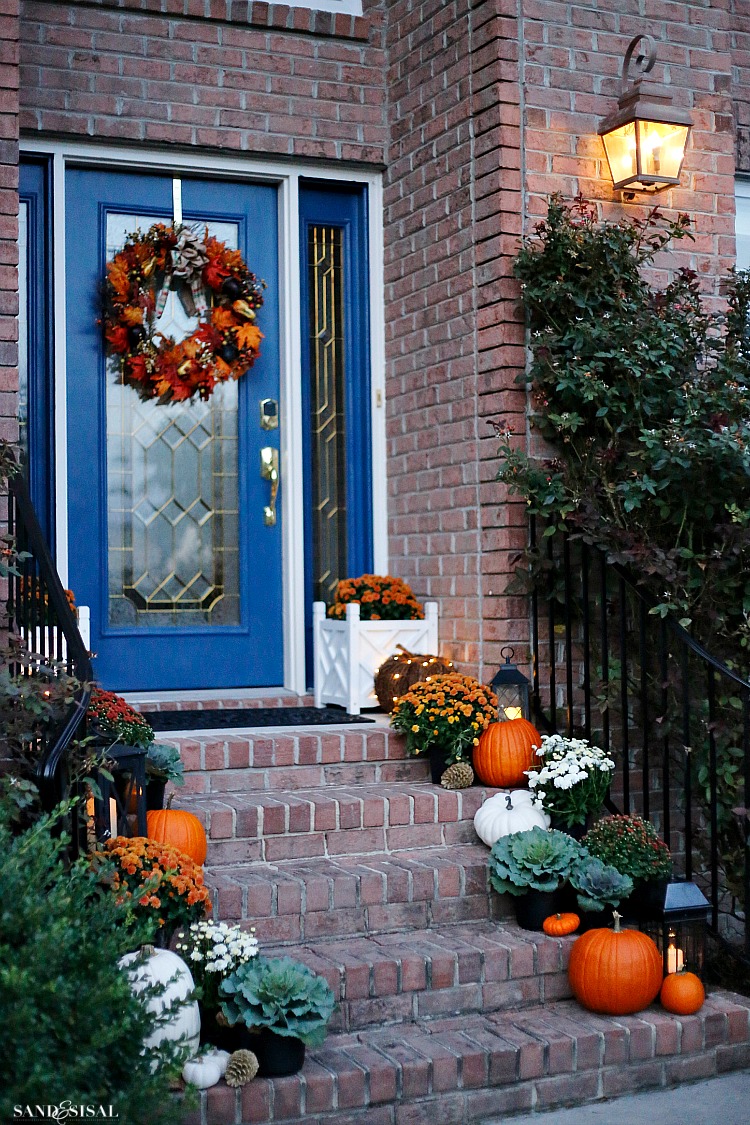 fall-porch-at-night