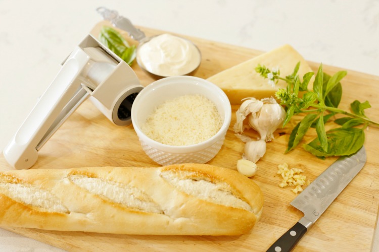 ingredients-for-cheesy-garlic-bread