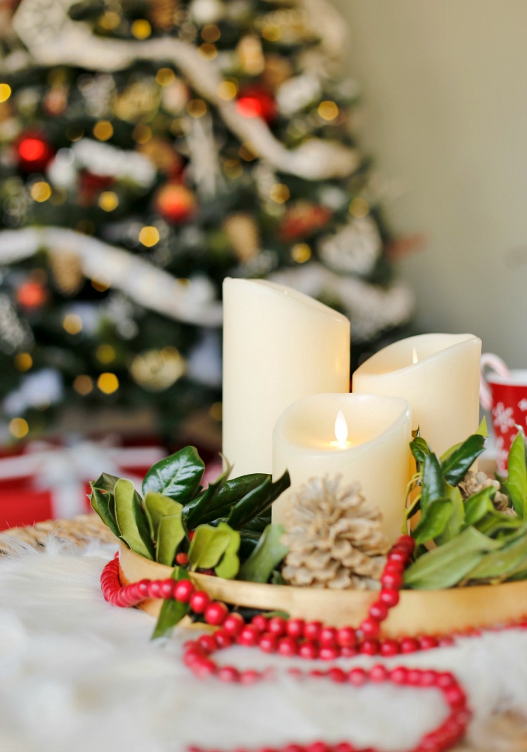 christmas-candle-centerpiece