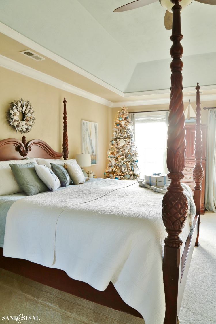 christmas-in-the-bedroom