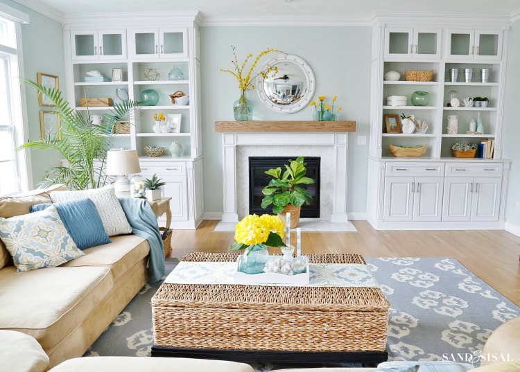 Spring Family Room and Kitchen Tour 