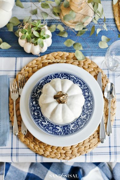 A Blue and White Thanksgiving Table