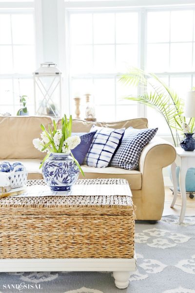 Blue and White Spring Family Room Tour