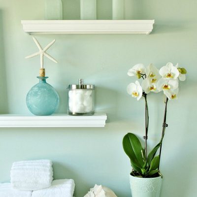 Personalize Blank Walls with DIY Floating Display Shelves