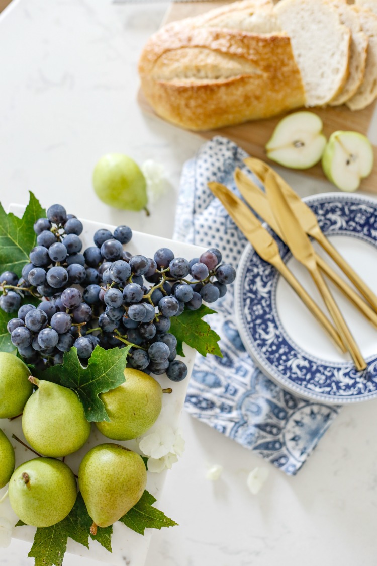 Grapes and Pears 