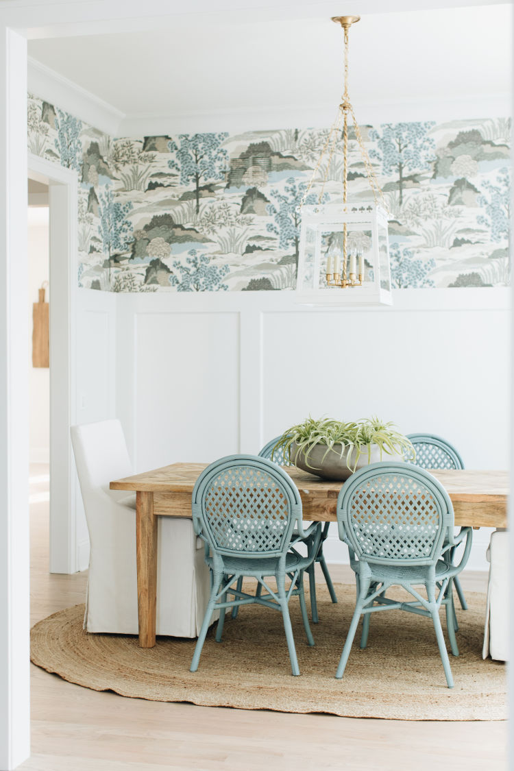 Coastal Farmhouse Dining Room