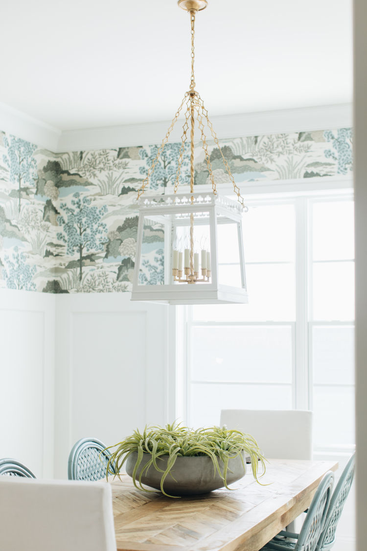 Coastal Farmhouse Dining Room