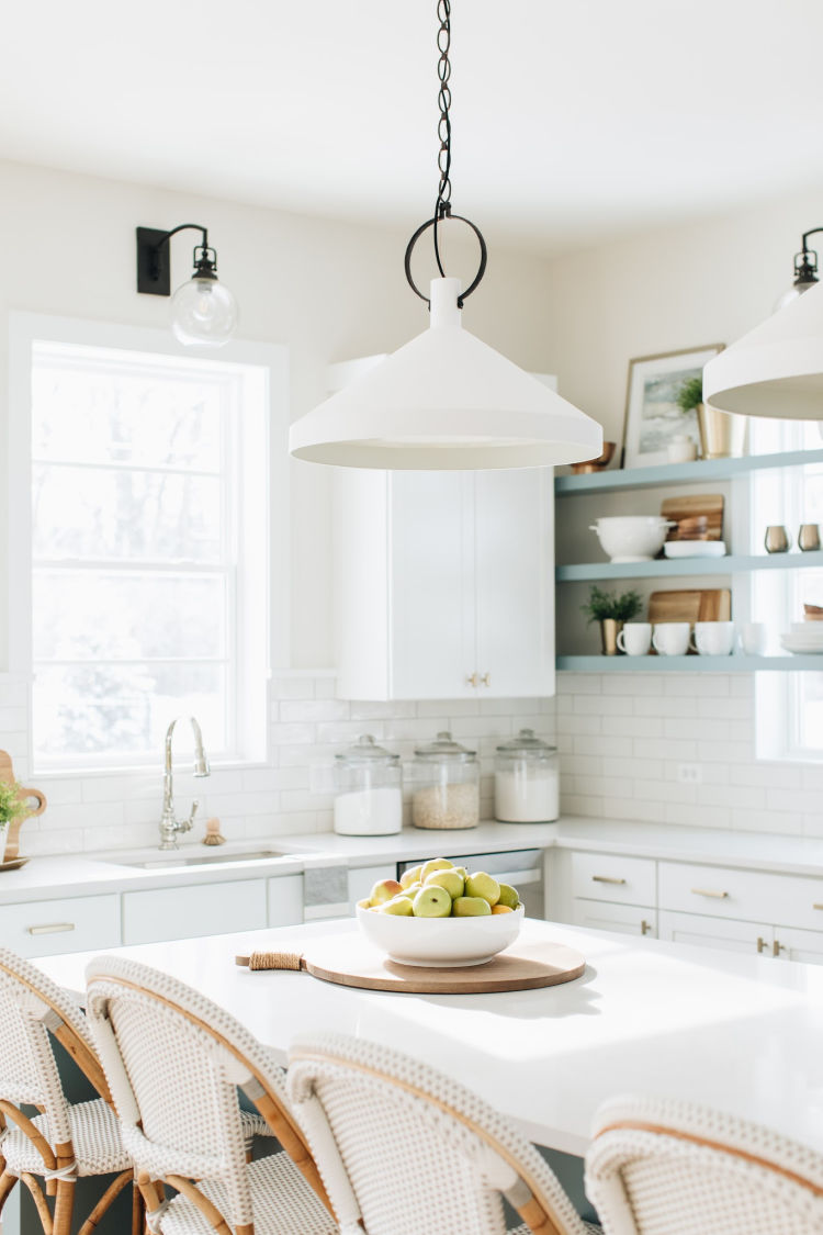 Coastal Farmhouse House Kitchen