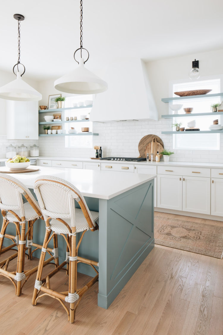 Coastal Farmhouse House Kitchen