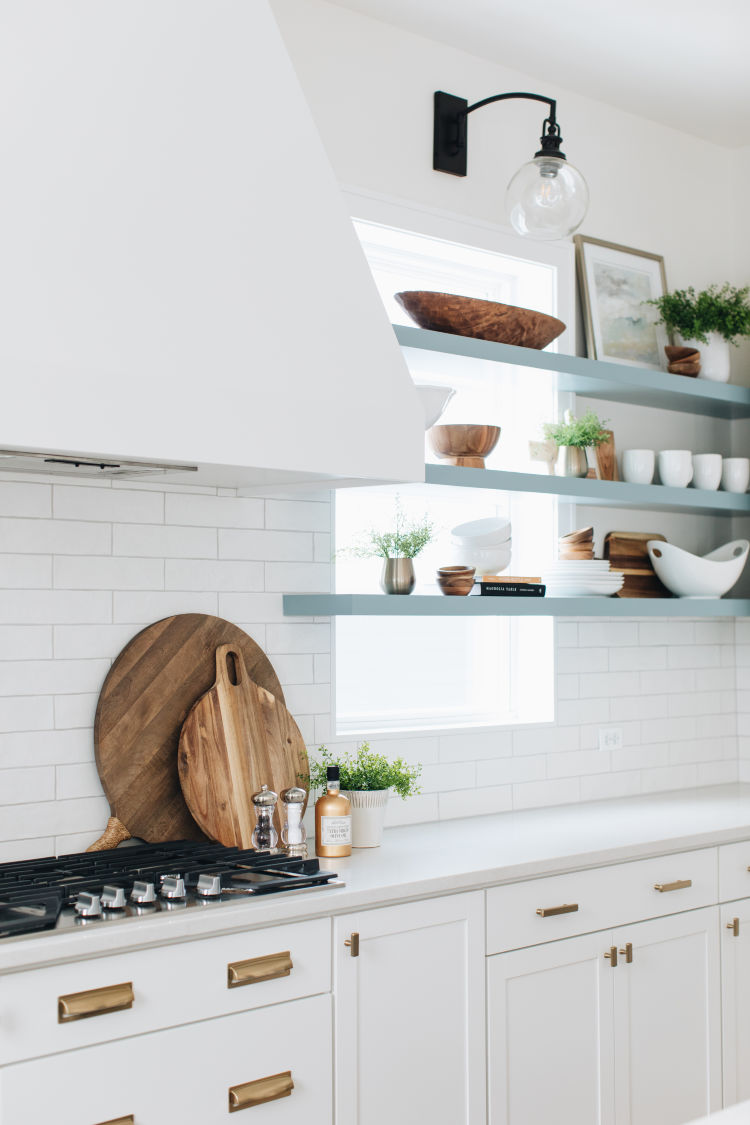 Coastal Farmhouse House Kitchen