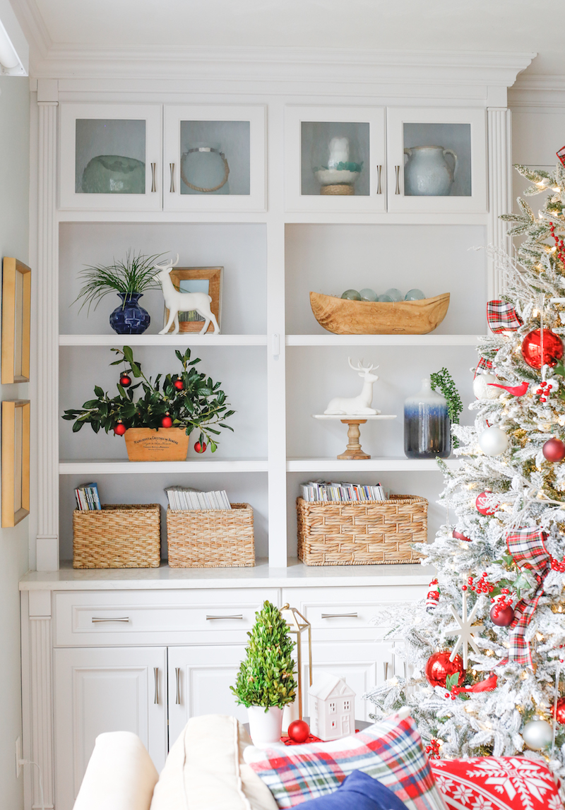 Decorating Shelves for Christmas