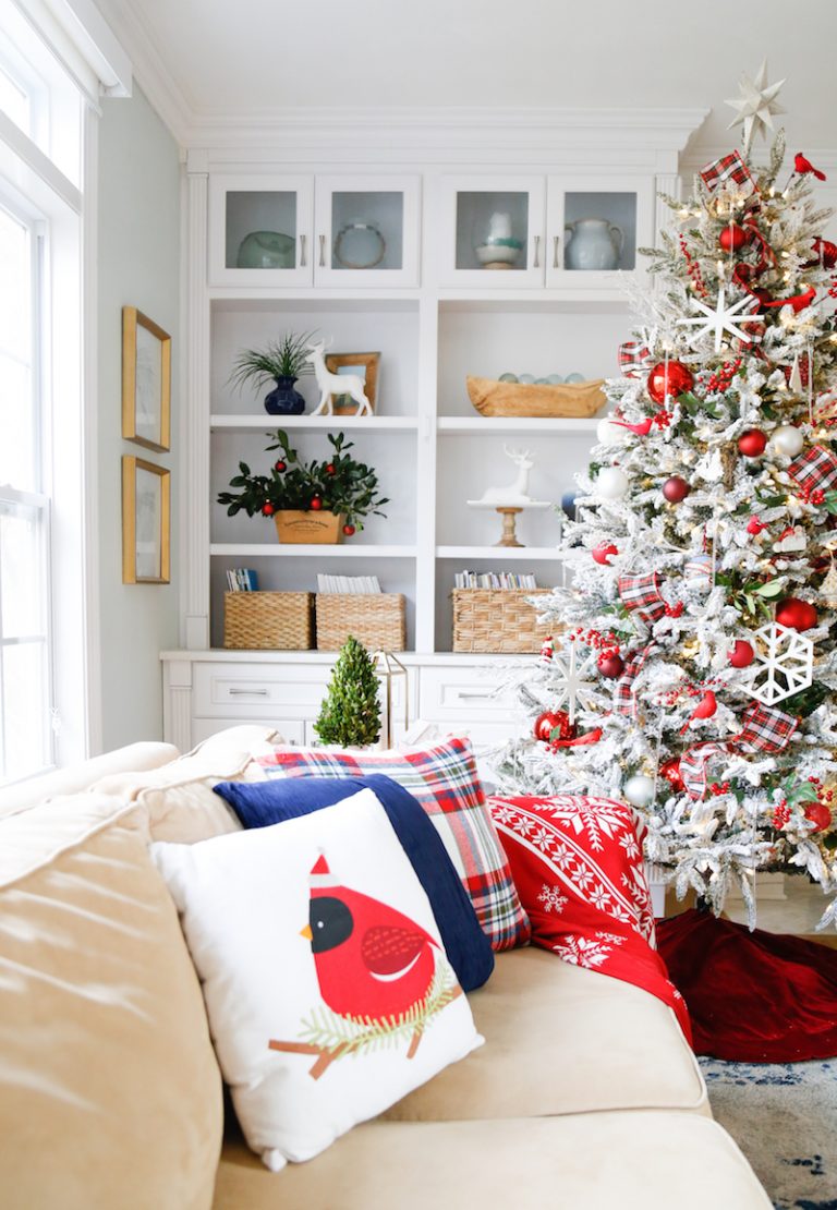 Cranberries and Cardinals: Our Traditional Christmas Family Room Tour
