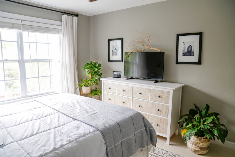 Modern Coastal Bedroom 